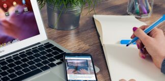 Ile zarabia sekretarka w policji?