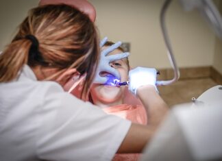 Czy NFZ pokrywa koszty leczenia za granicą?