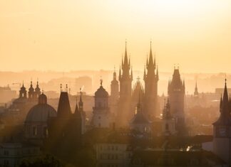 Jakie są główne cele udzielania pierwszej pomocy? Jakie są główne cele udzielania pierwszej pomocy?